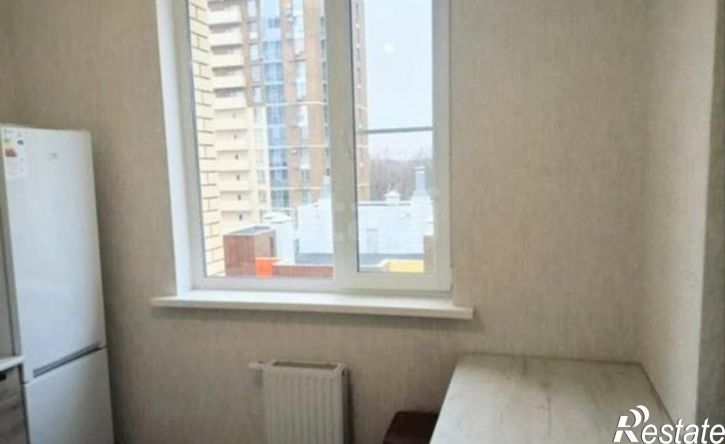 2-комн квартира улица Попова, 35А