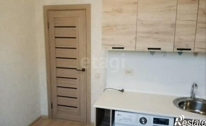 2-комн квартира улица Попова, 35А