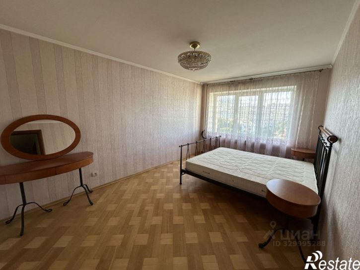 4-комн квартира Народный б-р, 48,  д. 48