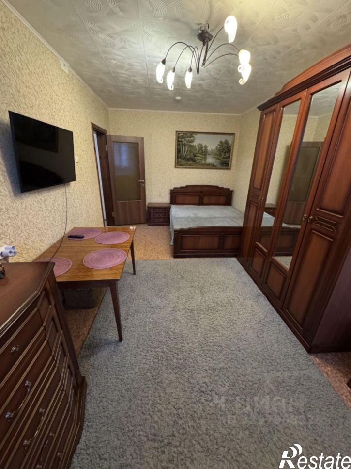 3-комн квартира улица Есенина, 46А,  д. 46А
