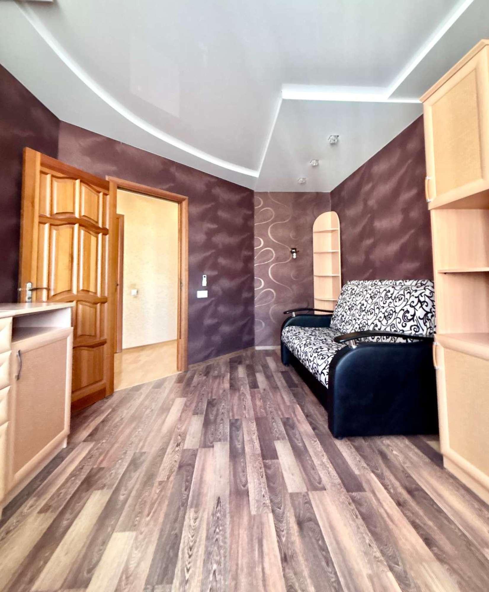 Купить квартиру за 10 370 000 рублей на Победы улица, 49к5