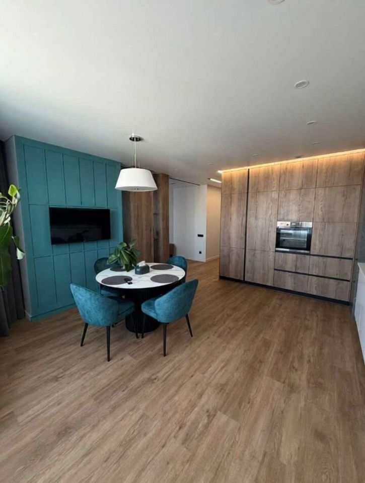 3-комн квартира Костюкова улица, 36В