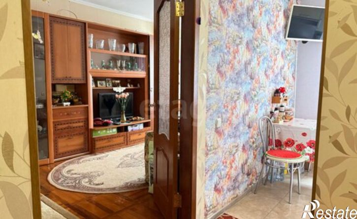 3-комн квартира пр-кт Ватутина, 12,  д. 12
