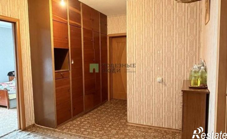 3-комн квартира ул Костюкова, 36,  д. 36