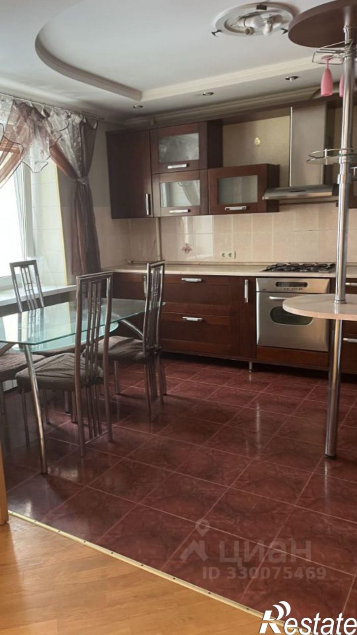 3-комн квартира ул Губкина, 17б,  д. 17б