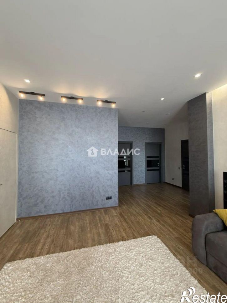 4-комн квартира Свято-Троицкий б-р, 34,  д. 34
