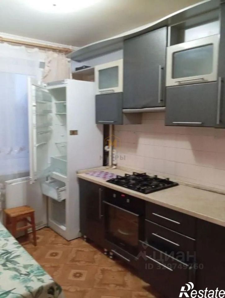 3-комн квартира улица Будённого, 2,  д. 2