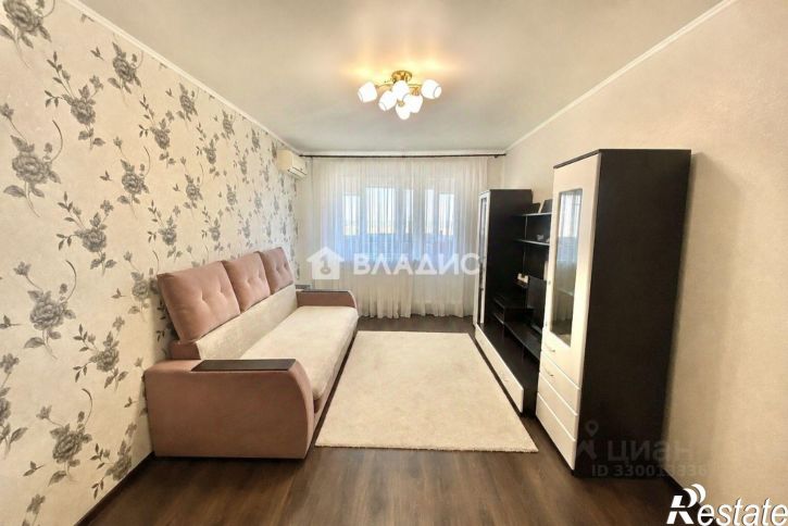 2-комн квартира улица Есенина, 42,  д. 42