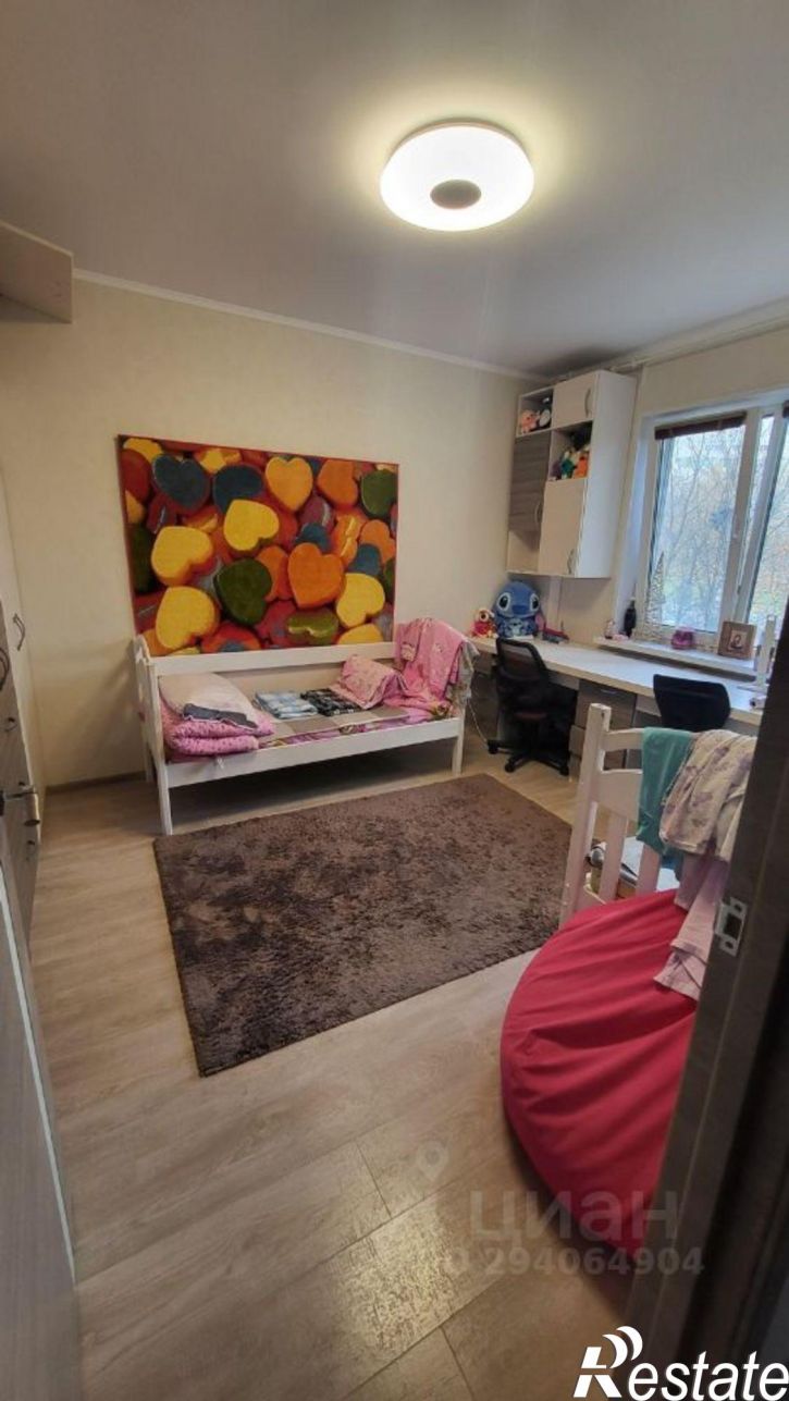 3-комн квартира ул Костюкова, 79/2,  д. 79/2