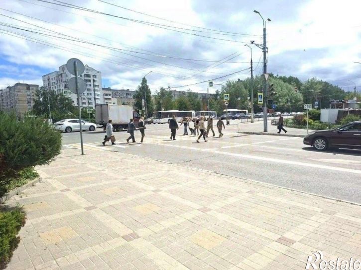 Торговое помещение пр-кт Б.Хмельницкого, 141А,  д. 141А