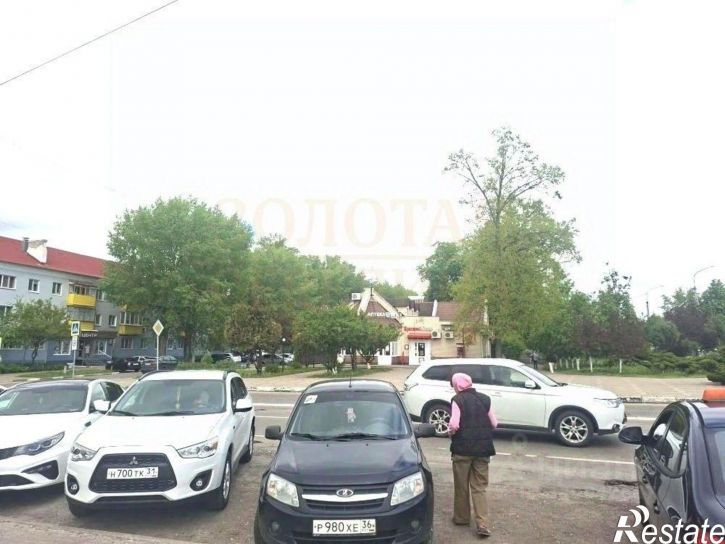 Торговое помещение пр-кт Б.Хмельницкого, 141А,  д. 141А