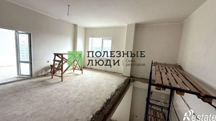 3-комн квартира ул Гостенская, 16,  д. 16