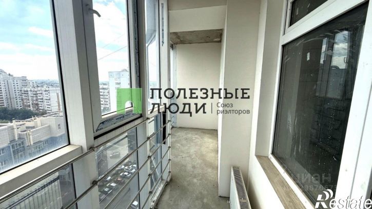 3-комн квартира ул Гостенская, 16,  д. 16