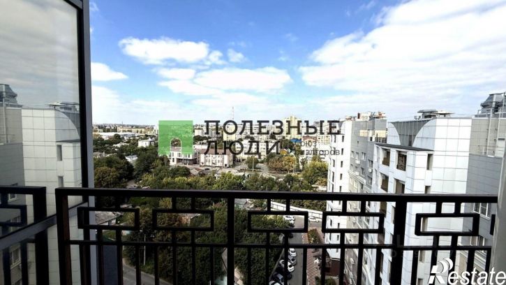 3-комн квартира ул Гостенская, 16,  д. 16