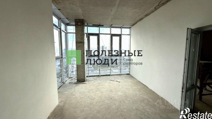 3-комн квартира ул Гостенская, 16,  д. 16
