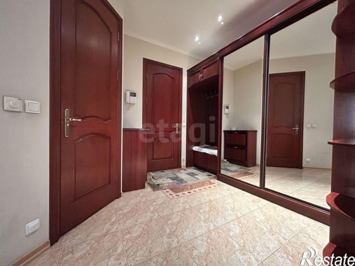 5-комн квартира пр-кт Славы, 43,  д. 43