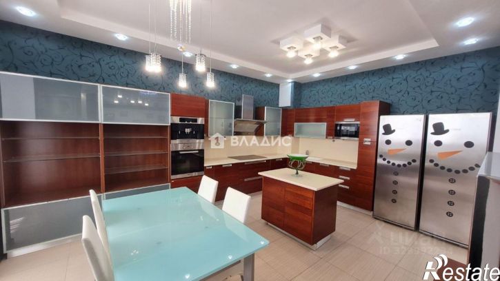 3-комн квартира ул Победы, 118,  д. 118
