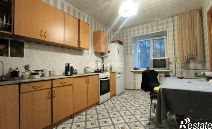 3-комн квартира Народный б-р, 32,  д. 32