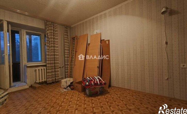 3-комн квартира Народный б-р, 32,  д. 32