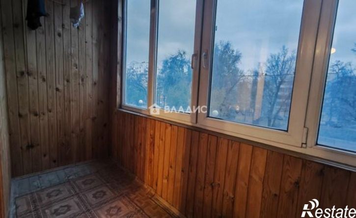 3-комн квартира Народный б-р, 32,  д. 32