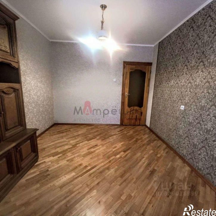 3-комн квартира пр-кт Славы, 6,  д. 6