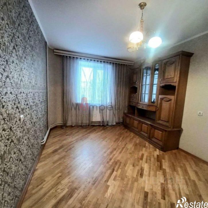 3-комн квартира пр-кт Славы, 6,  д. 6