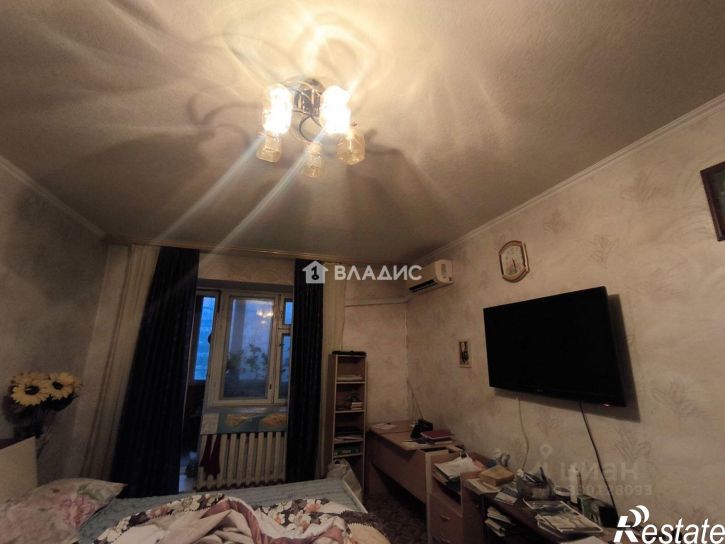 3-комн квартира Народный б-р, 32,  д. 32