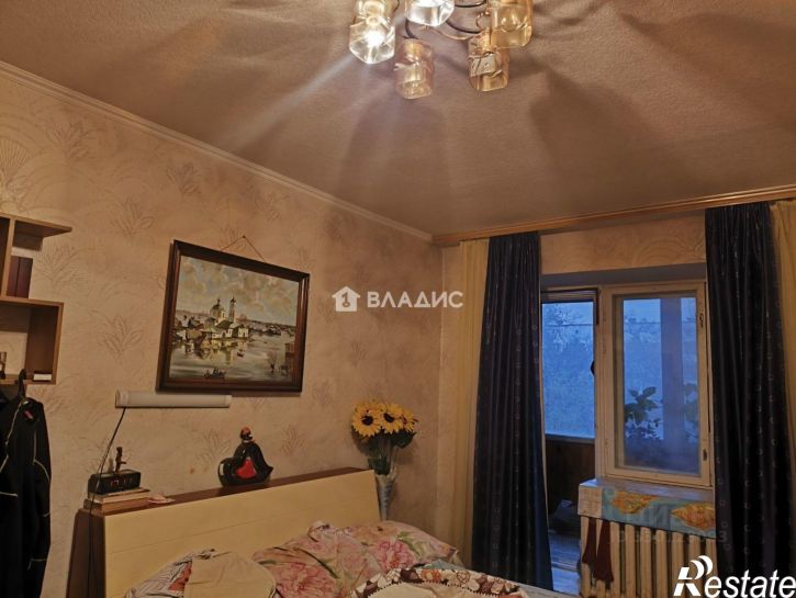3-комн квартира Народный б-р, 32,  д. 32