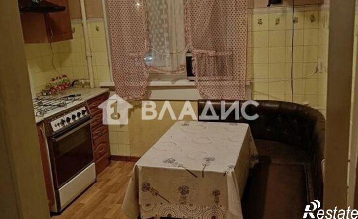 3-комн квартира пр-кт Славы, 58,  д. 58