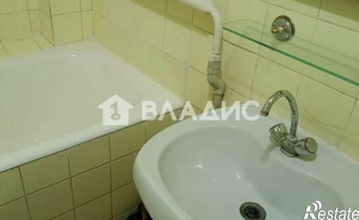 3-комн квартира пр-кт Славы, 58,  д. 58