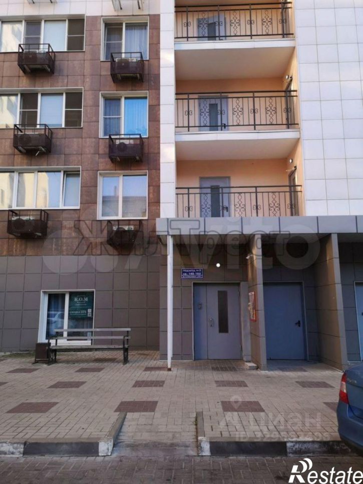 3-комн квартира пр-кт Б.Хмельницкого, 80а,  д. 80а