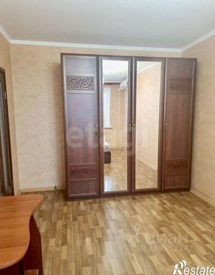 3-комн квартира улица Щорса, 57,  д. 57