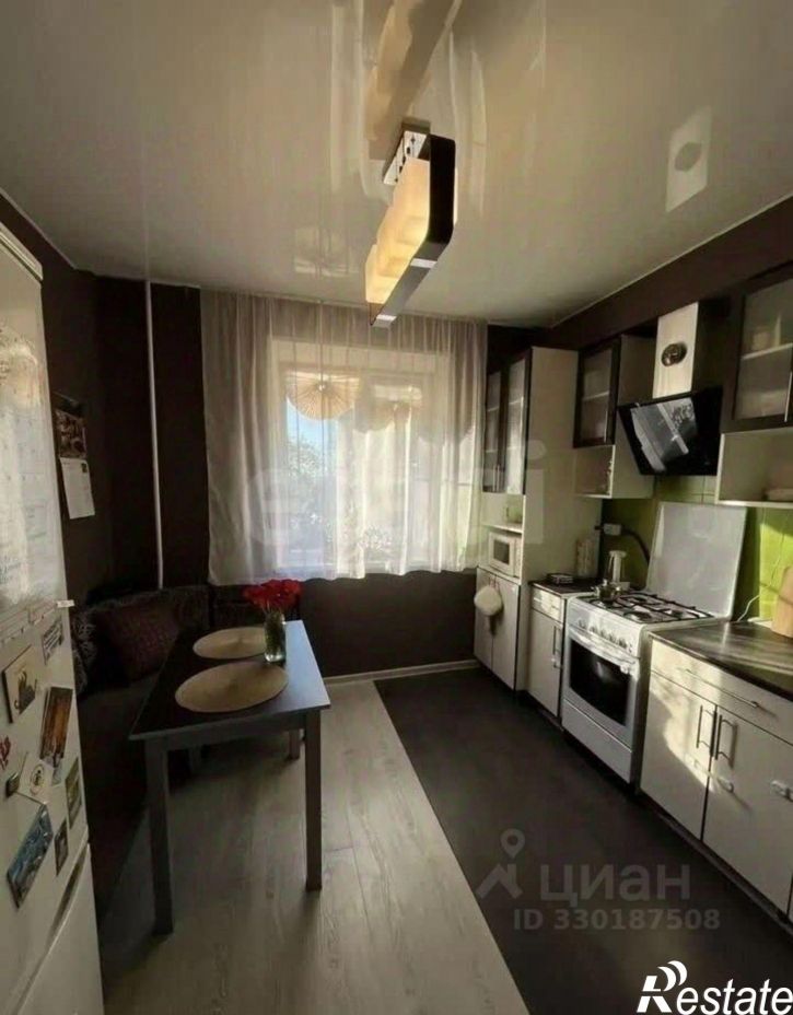 3-комн квартира улица Щорса, 10,  д. 10