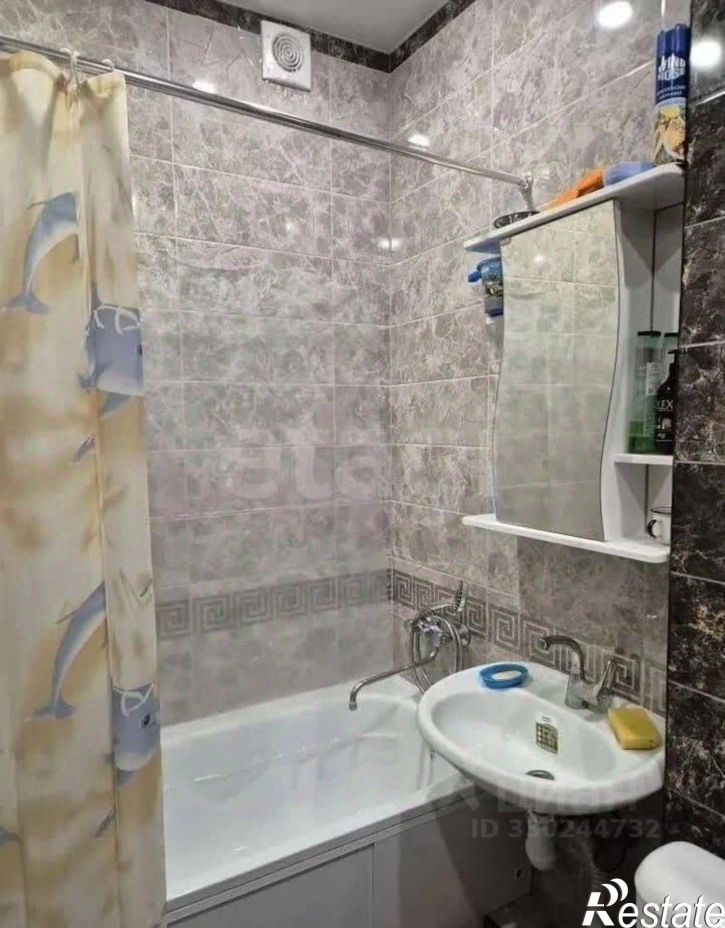 1-комн квартира ул Есенина, 15,  д. 15