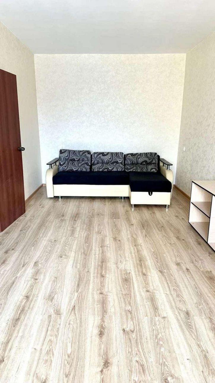 1-комн квартира Шебекинская улица, 1
