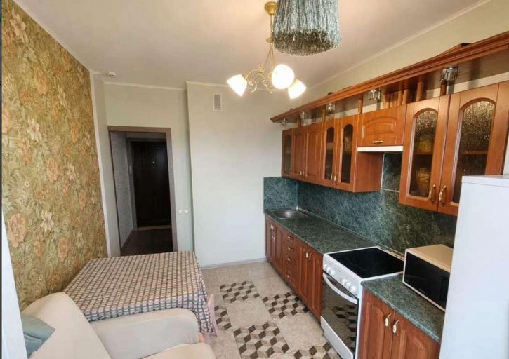 1-комн квартира Есенина улица, 8
