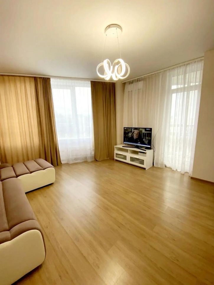 2-комн квартира Богдана Хмельницкого проспект, 125