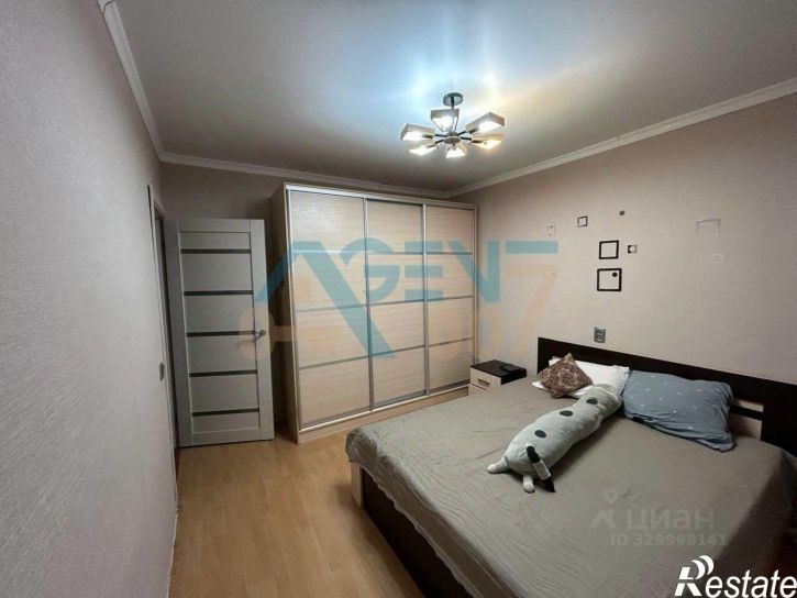 3-комн квартира ул Есенина, 8а,  д. 8а