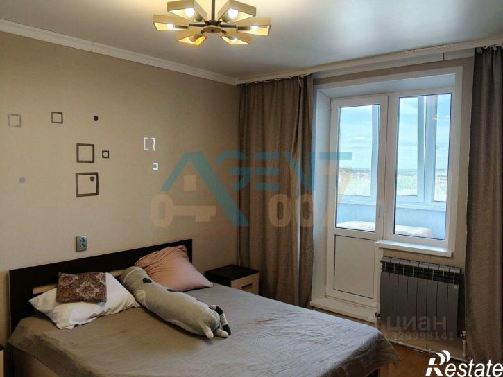3-комн квартира ул Есенина, 8а,  д. 8а