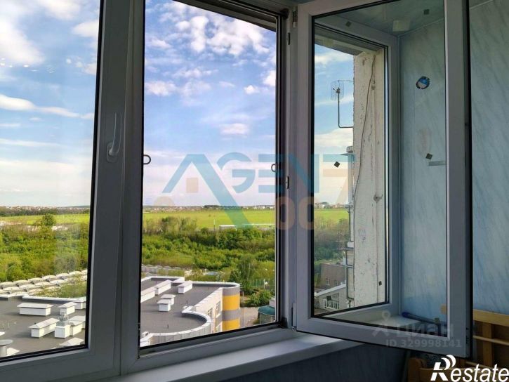 3-комн квартира ул Есенина, 8а,  д. 8а