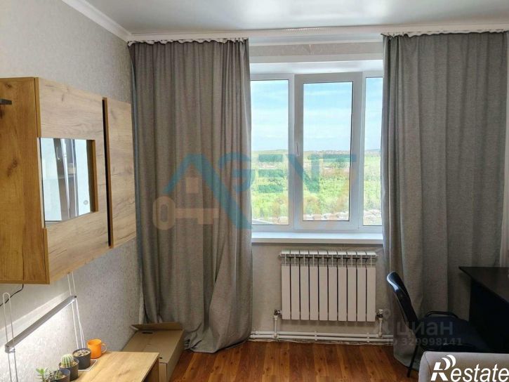 3-комн квартира ул Есенина, 8а,  д. 8а
