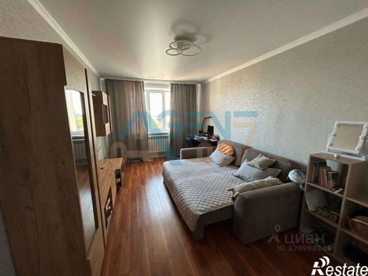 3-комн квартира ул Есенина, 8а,  д. 8а
