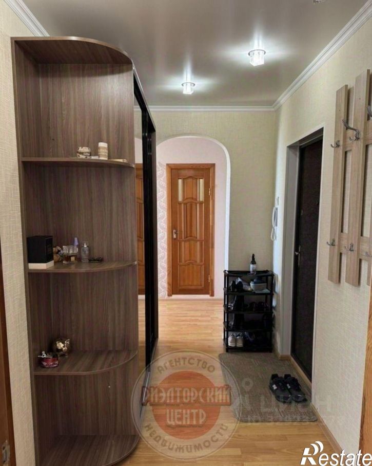 2-комн квартира ул Есенина, 42,  д. 42