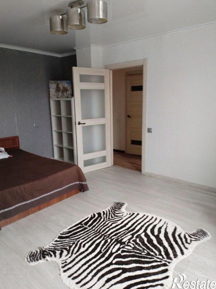 1-комн квартира ул 5 Августа, 37,  д. 37
