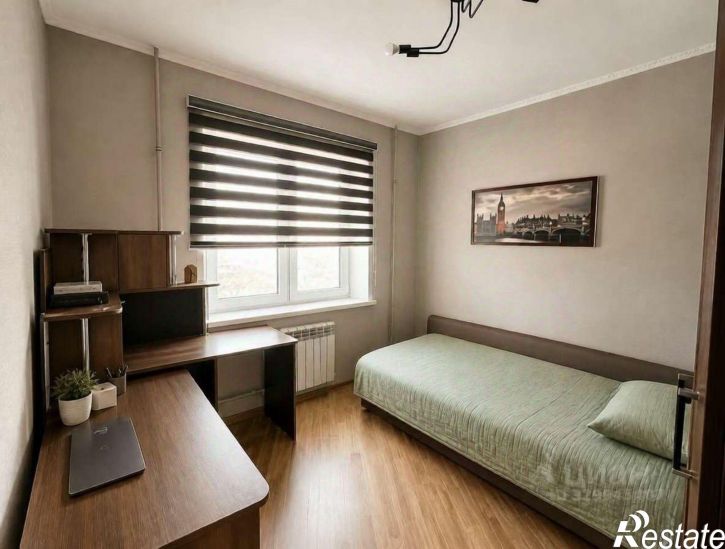 3-комн квартира ул 5 Августа, 40,  д. 40