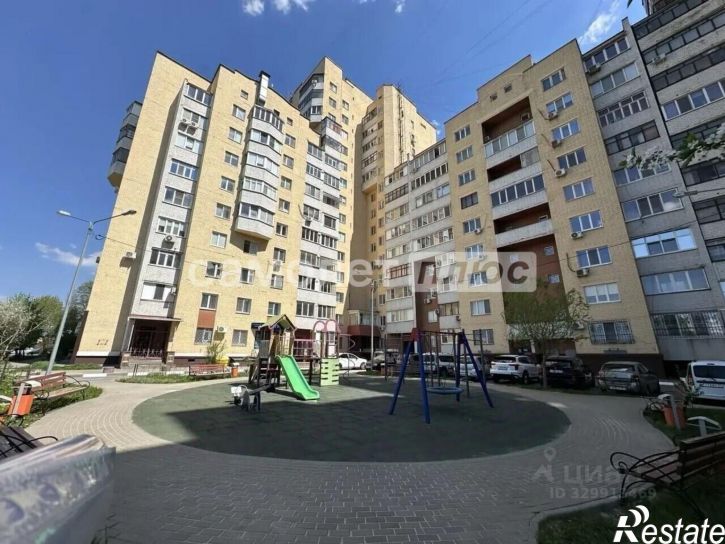 3-комн квартира ул Николая Чумичова, 70,  д. 70