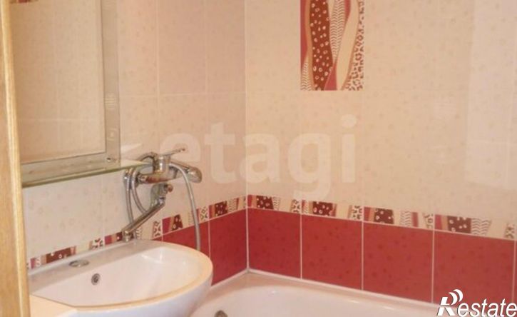 2-комн квартира пр-кт Ватутина, 12а,  д. 12а