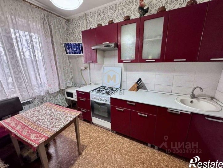 4-комн квартира проспект Славы, 129,  д. 129