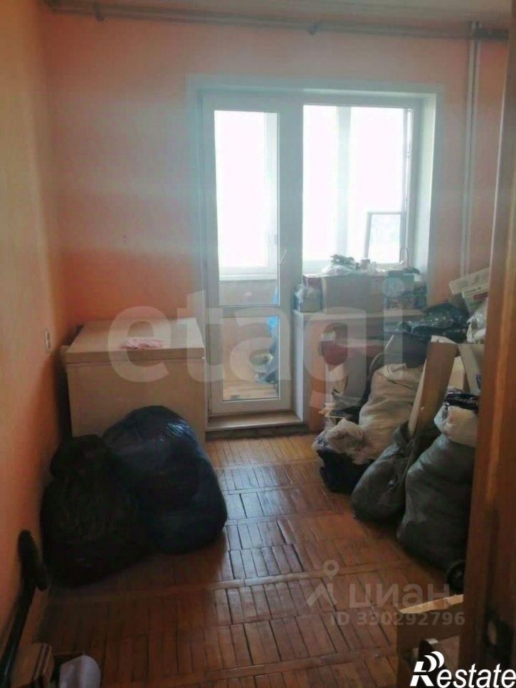 3-комн квартира пр-кт Ватутина, 18,  д. 18