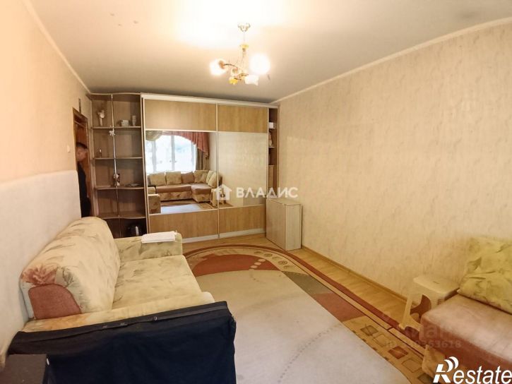 2-комн квартира улица Костюкова, 19,  д. 19